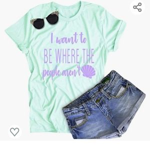 Graphic tee Mint green. Funny little mermaid